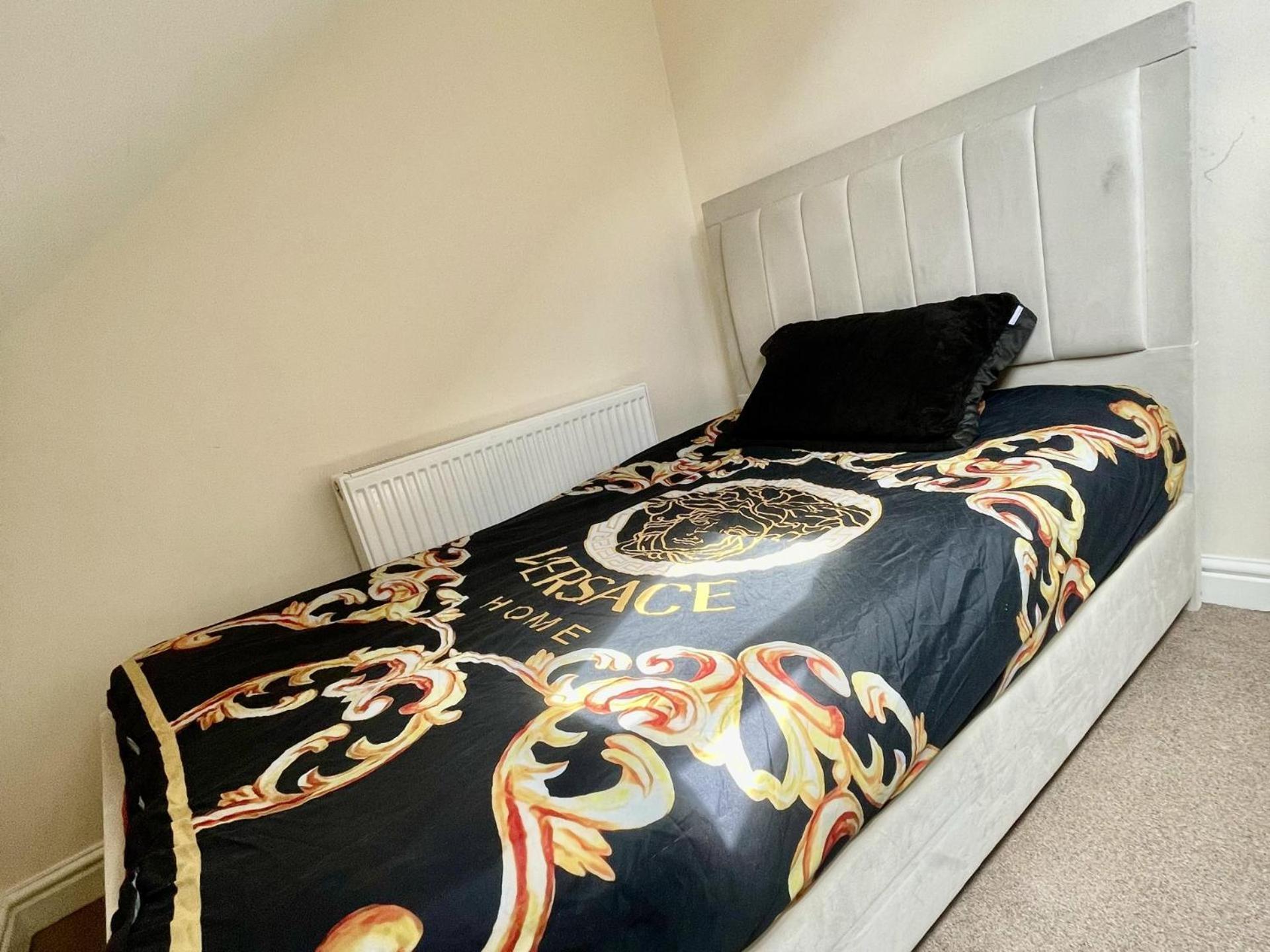 Stylish 1-Bed Apt - Sleeps 4 - Parking - Wifi Manchester Luaran gambar